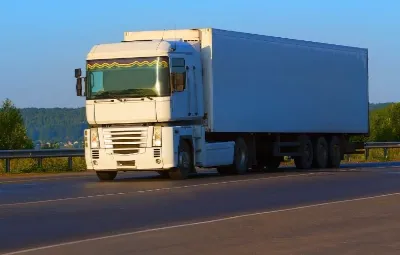 İzmir ile İmranlı Arası Öğrenci Eşyası Taşıma